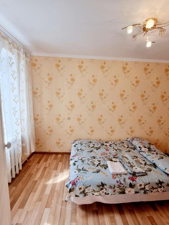 2-Кімнатна Квартира У Центрі На Олександра Поля, Шпиталь, 16Лікарня Dnipro Eksteriør bilde